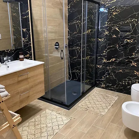 Carmen House3 Πανσιόν 3*